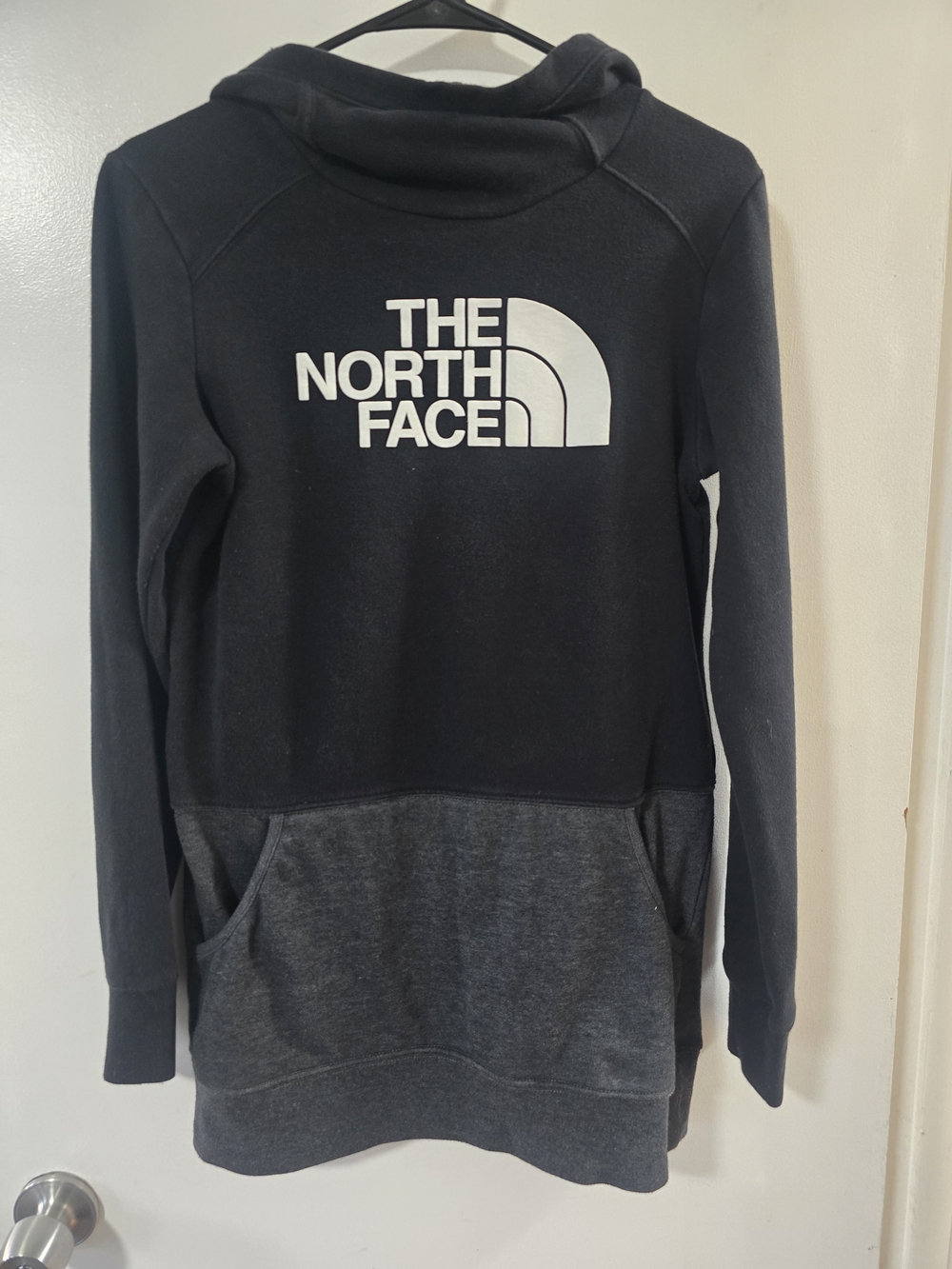 The North Face Womens Hoodie Small Black Gray Logo Pullover Sweatshirt - Picture 2 of 4